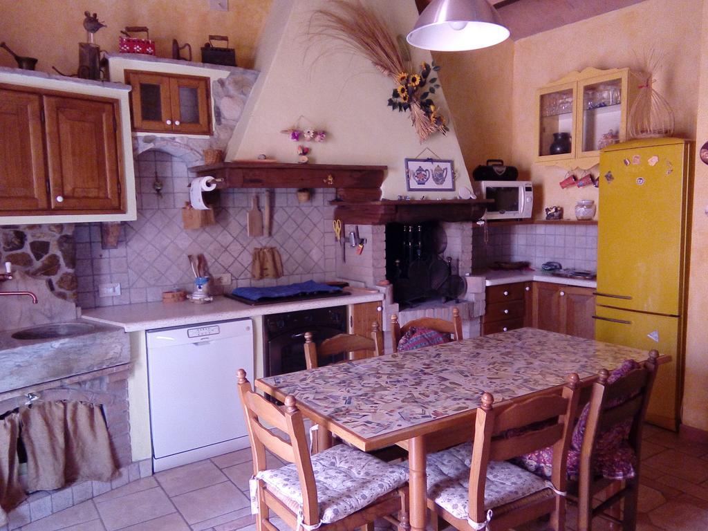 Carlo'S Country House Кастелліна-Мариттіма Екстер'єр фото