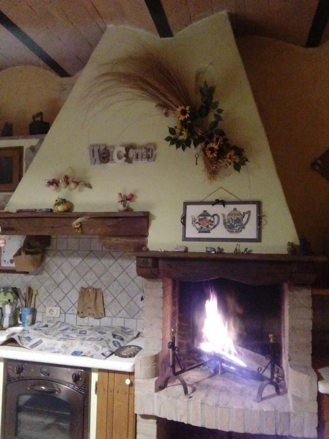 Carlo'S Country House Кастелліна-Мариттіма Екстер'єр фото